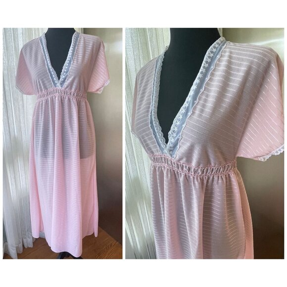 Vintage 80s night dress, pink short batwing sleeves nightgown, deep V neckline - Picture 8 of 8